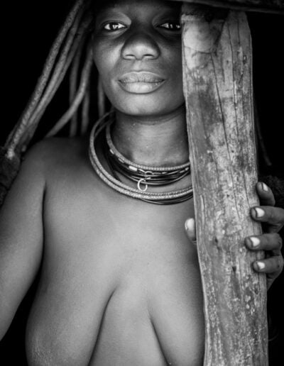 Ritratto donna Himba Tribù Namibia